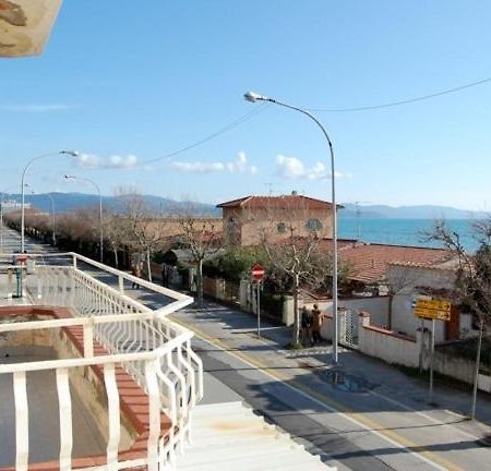 Hotel Eden Follonica Exteriér fotografie