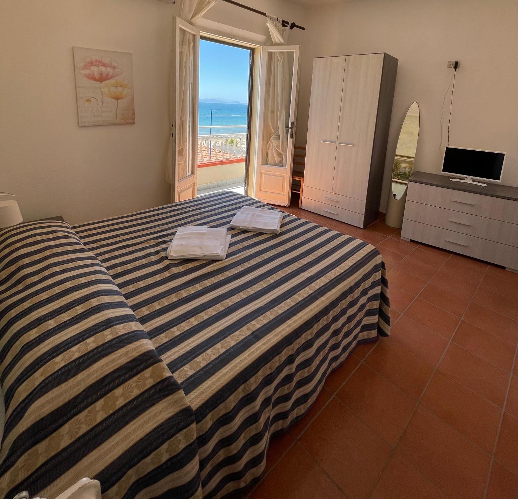 Hotel Eden Follonica Exteriér fotografie